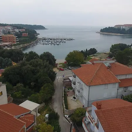 And Dama Pula